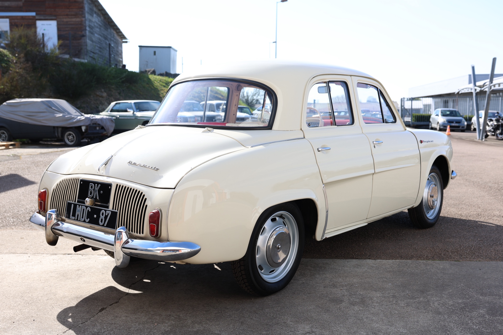 Renault Dauphine Crème 1964 – Image 7