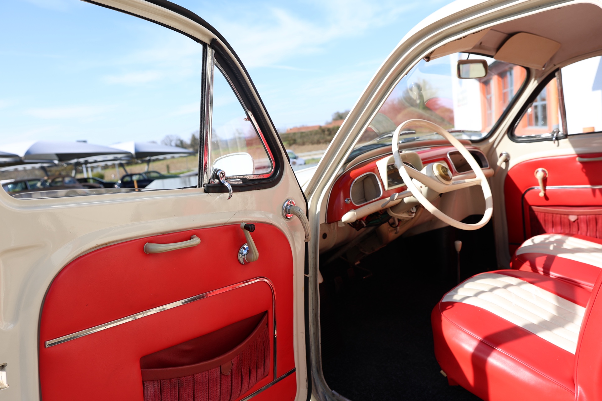 Renault Dauphine Crème 1964 – Image 14