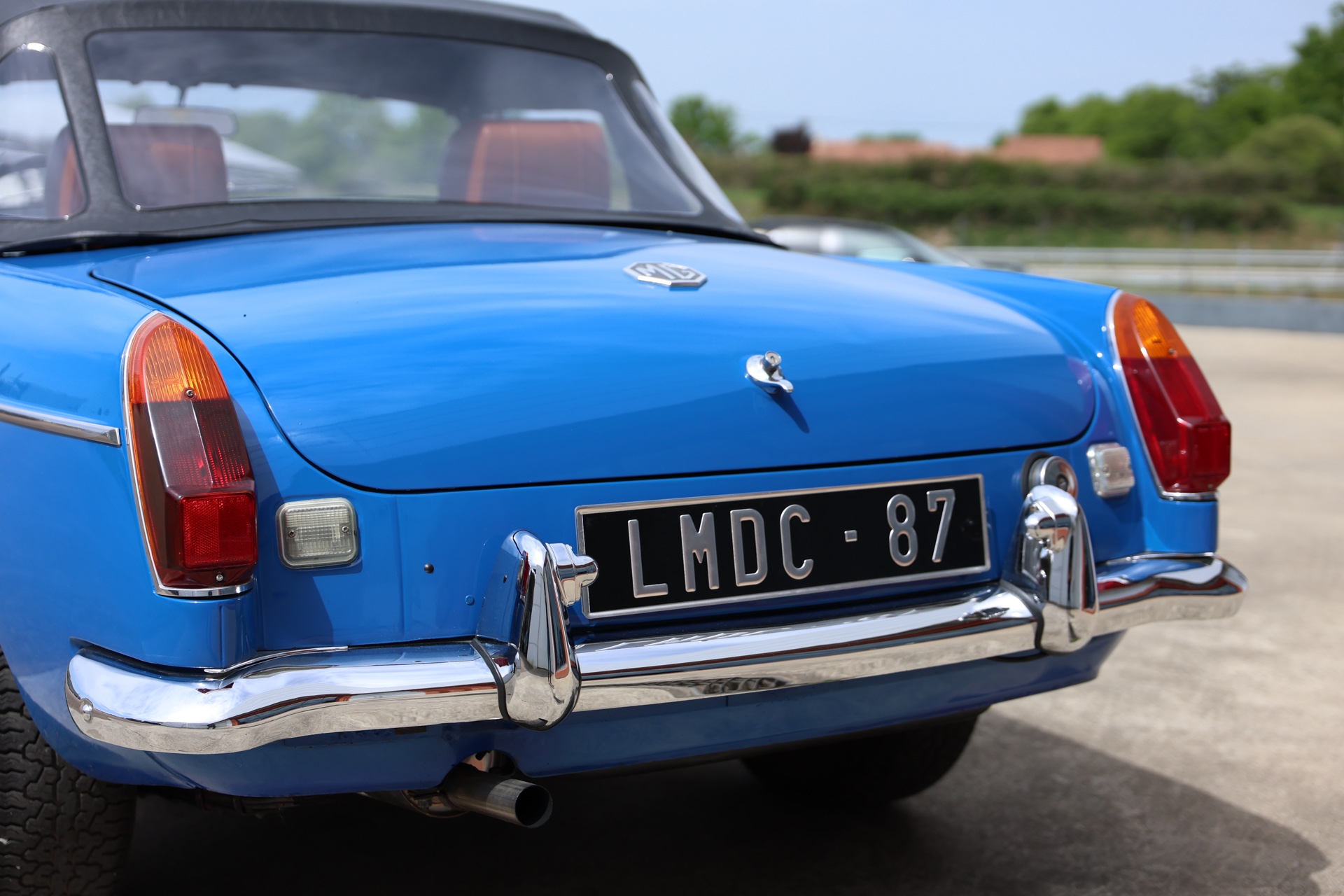 MG B Cabriolet Bleue 1976 – Image 10